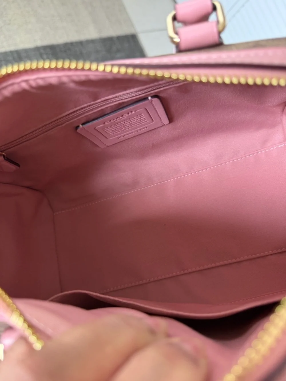 Coach Rowan Satchel Signature Canvas - Picture 11 of 16